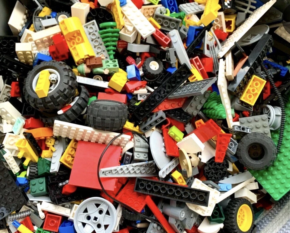 20+lb Lot Of legos. Mixed Sets, Pieces And Parts - Image 2 of 4