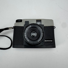 Hollywood Park Souvenir 120 Film Camera Super Lens 60mm f/8 Plastic Vintage