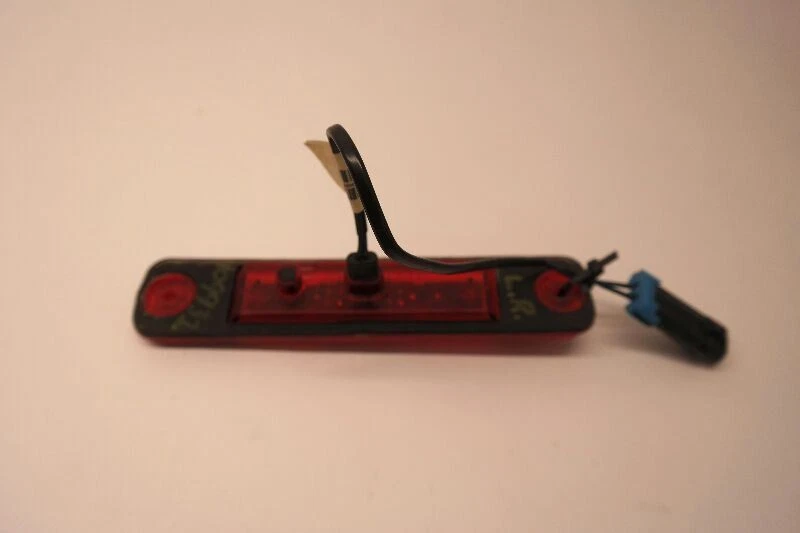 2003-2009 HUMMER H2 REAR LEFT OR RIGHT SIDE QUARTER PANEL MARKER LIGHT LAMP OEM - Image 4 of 4
