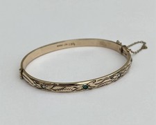 Vintage 1/10 9CT Gold Hinged Bangle With Gemstones. 12.57g.
