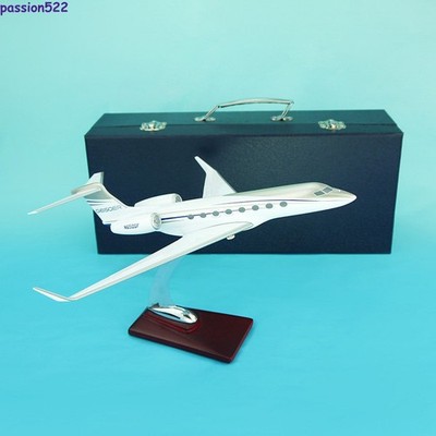 Scale Gulfstream G650ER Private Jet Model Business Jet 32cm 1:100 Gift Packaged