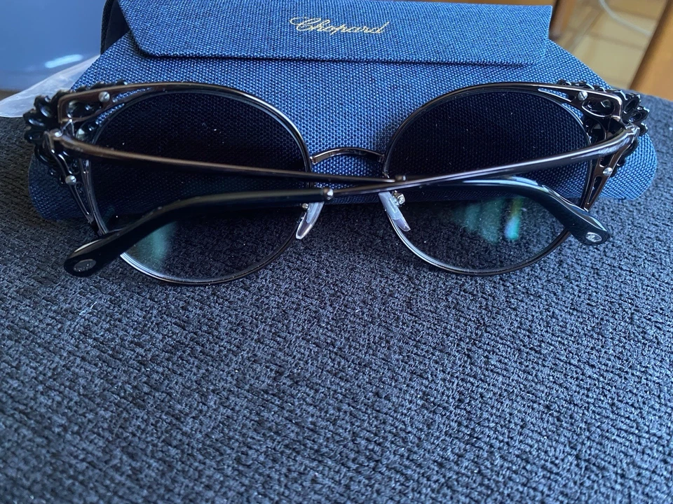 Occhiali Da Sole Chopard SCHL06S 0530 - Imagen 2 de 4