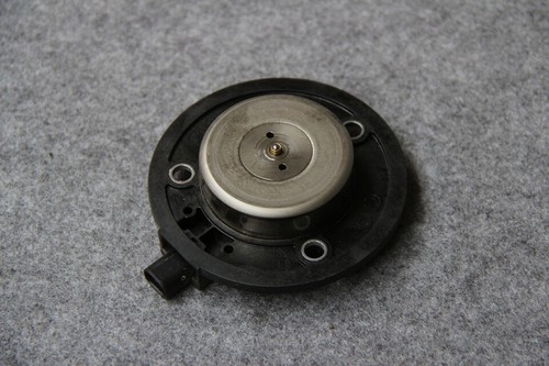 Audi VW Seat Skoda Magnetschalter Zylinderkopf 06L109259A Nockenwellenversteller