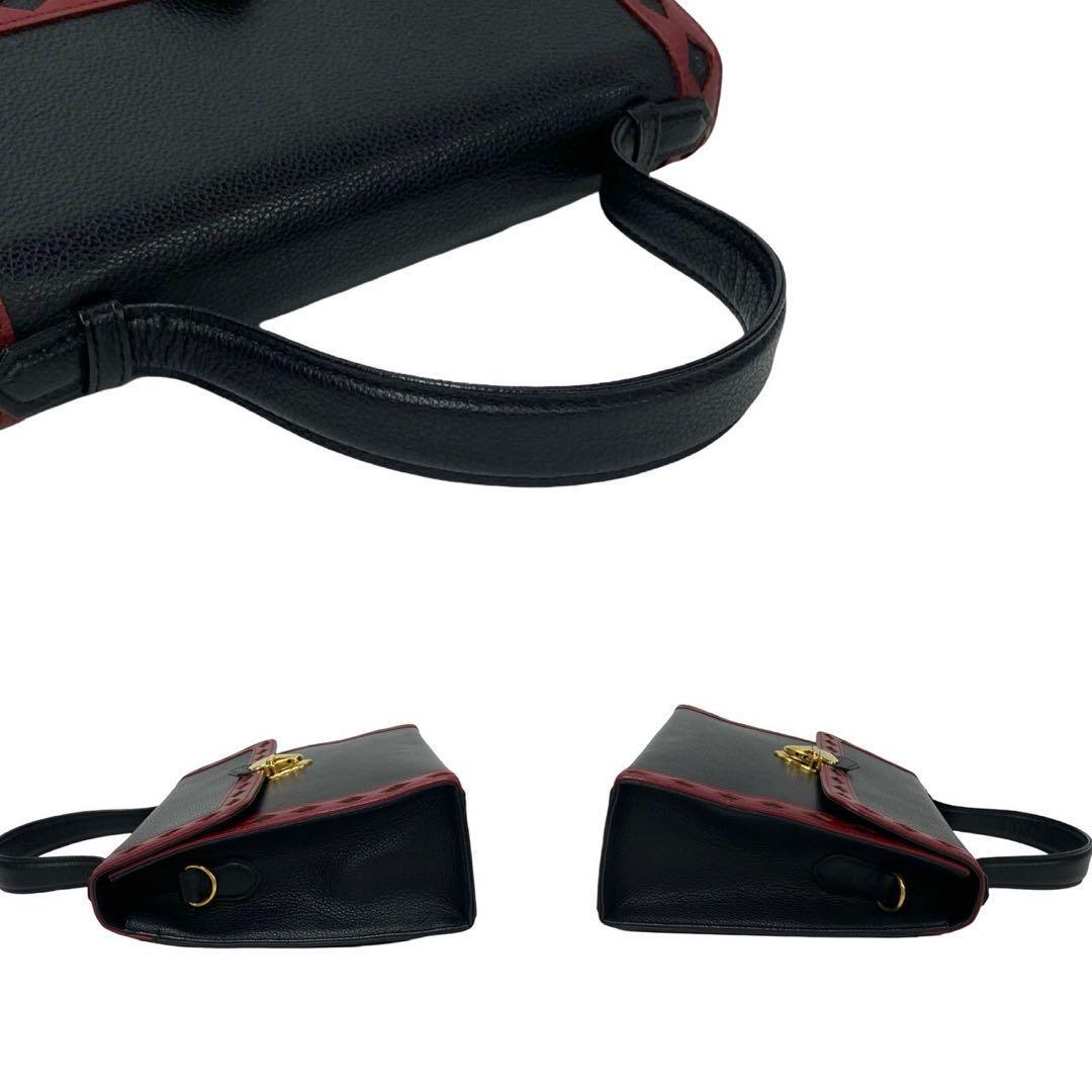 SAINT LAURENT Borsa a tracolla YSL in pelle con ritaglio logo 2 vie vintage usata