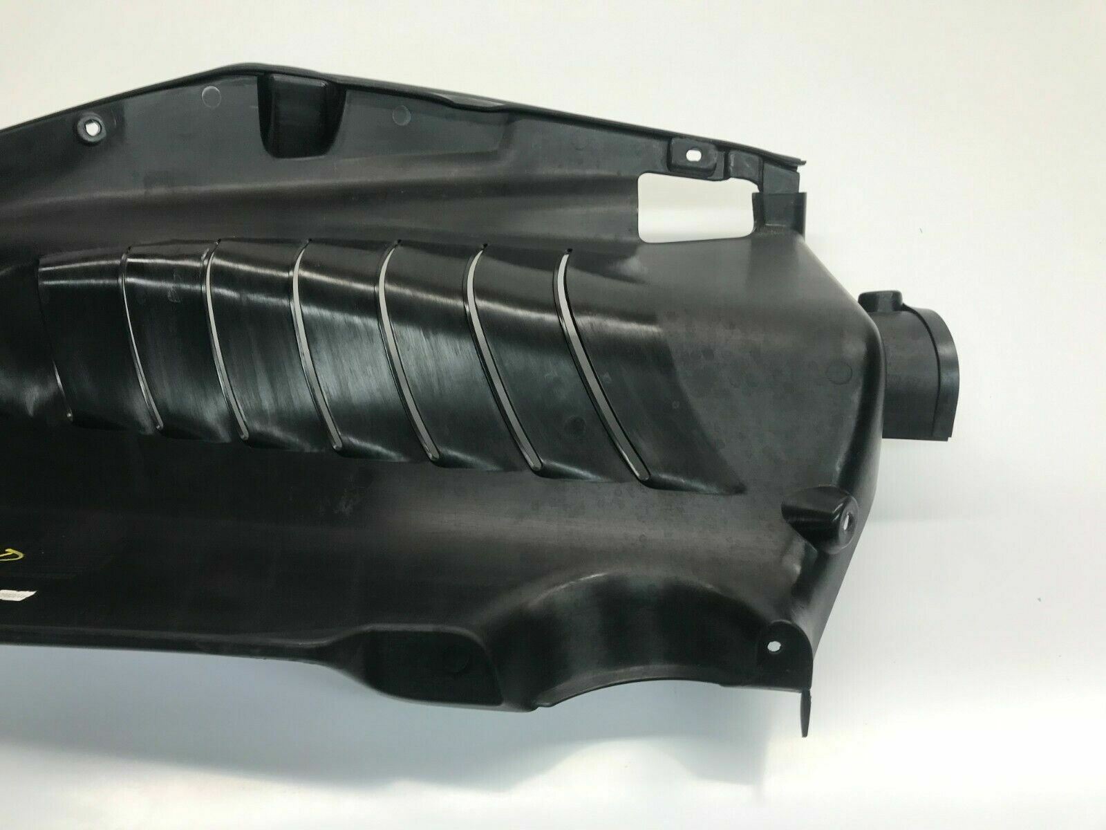 FERRARI 488 GTB REAR RIGHT PASSENGER ENGINE BAY COVER PANEL TRIM OEM 86258400