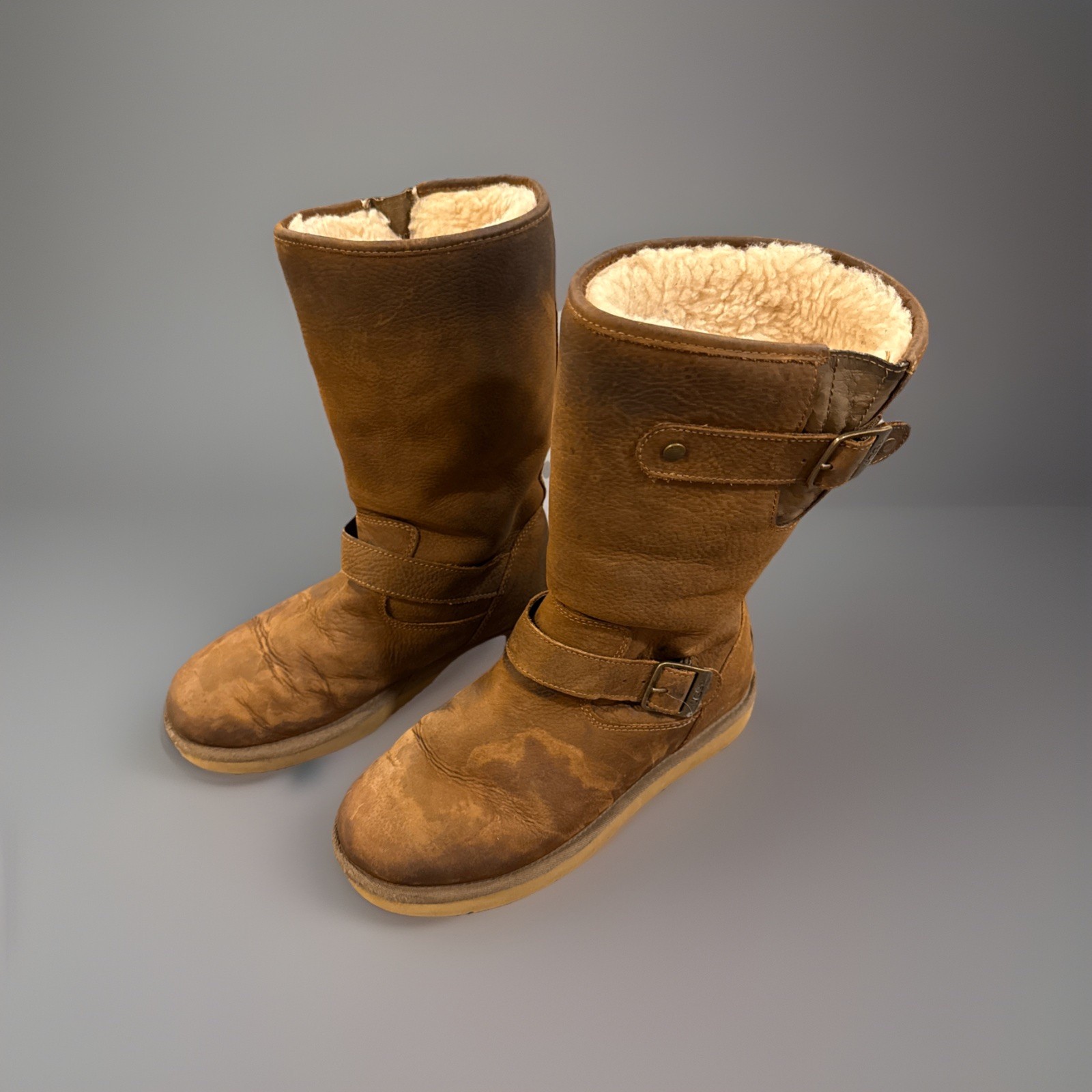 UGG Women's Sutter Boot Size 7 Toast Brown Suede - Stylish & Warm image 3