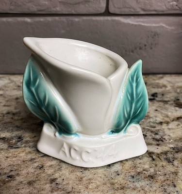 MCM Vintage 1944 Morton Pottery USA Calla Lily Candlestick Holder (A.C.C. '44)