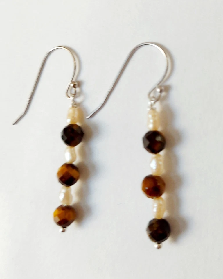 Orecchini pendenti in argento 925 con pietre occhio di tigre e perle idea natale - Immagine 2 di 4