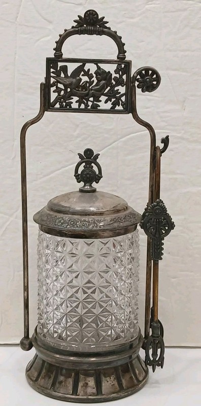 Vintage Meriden #220 Silver Plate Pickle Castor With Tongs & Glass Insert