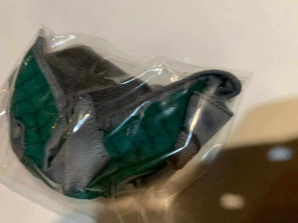 FAMOSAS CUBIERTAS DE MARVEL CLÁSICO SAPO PELÍCULA SAPO X MUTACIONES FIGURA ABRIGO ROPA Foto 2 de 4