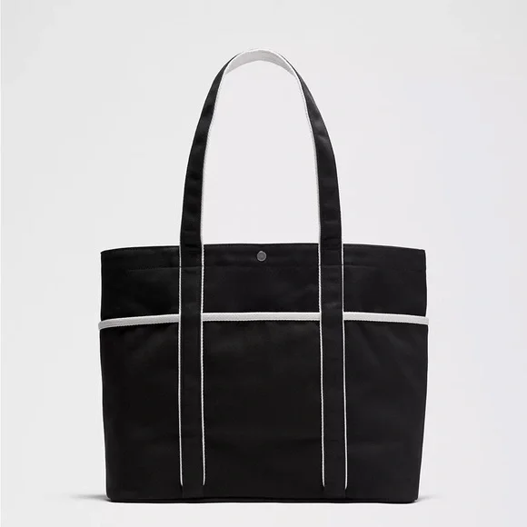 New Lululemon Daily Multi-Pocket Tote Bag 20L - Logo - Black