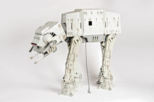 Star Wars Power of the Force Electronic Imperial AT-AT Walker with Figures 1997