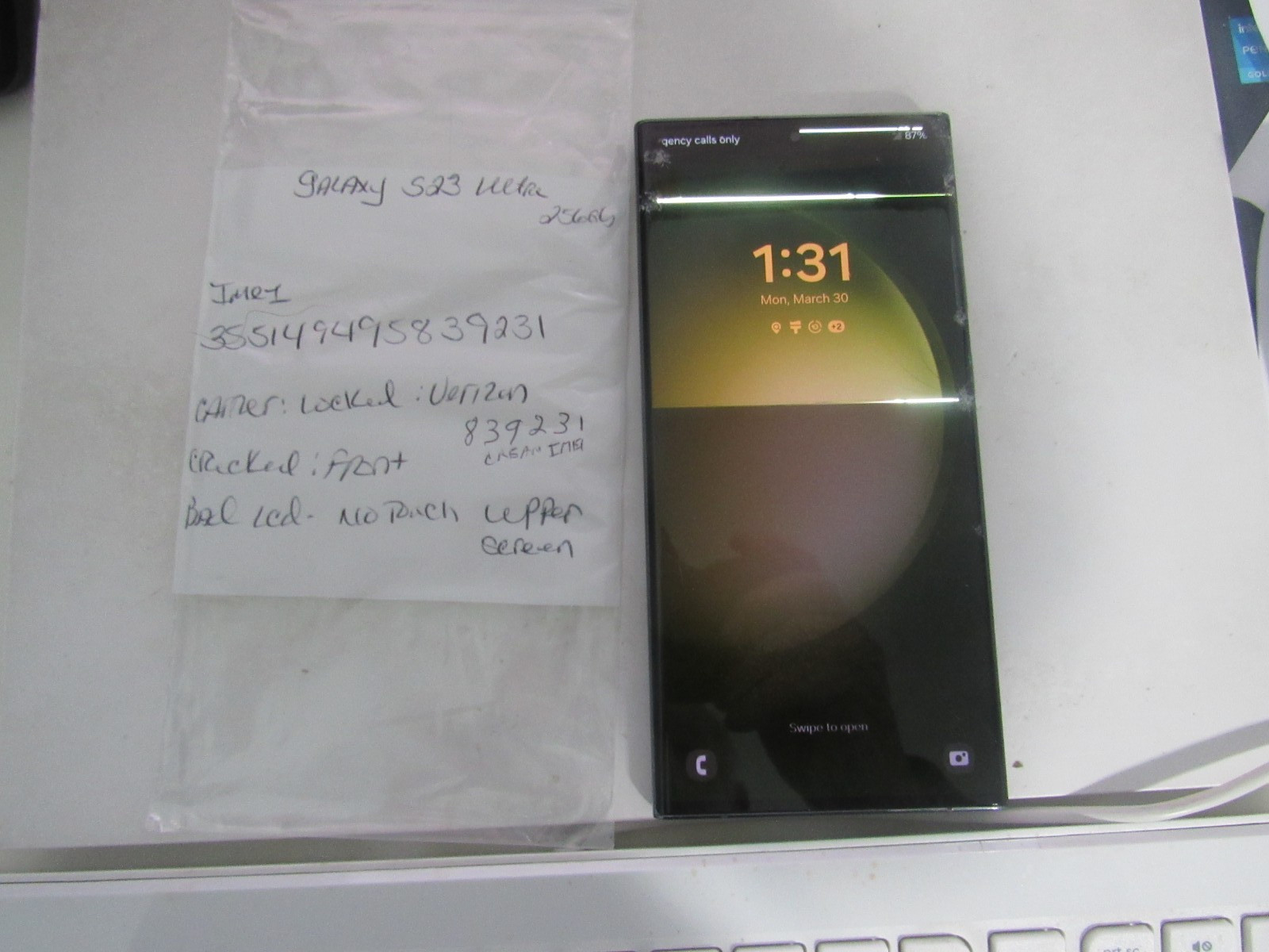 Samsung Galaxy S23 Ultra, 256GB, Gray, Verizon, Cracked LCD, Clean IMEI-image