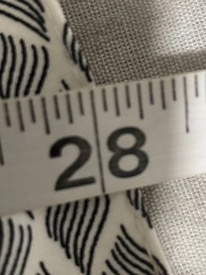 Blusa para mujer NY Collection con botones negra blanca cuello manga larga talla 3x Foto 4 de 4