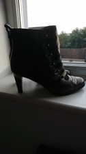 AUTOGRAPH BLACK LEATHER VICTORIAN BOHO STYLE HIGH HEEL ANKLE BOOTS 6 PLZ READ