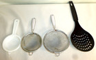 Vintage Lot of 4 Handheld Mesh Plastic Strainer Progressus Slotted Spoon Tea egg — photo 1