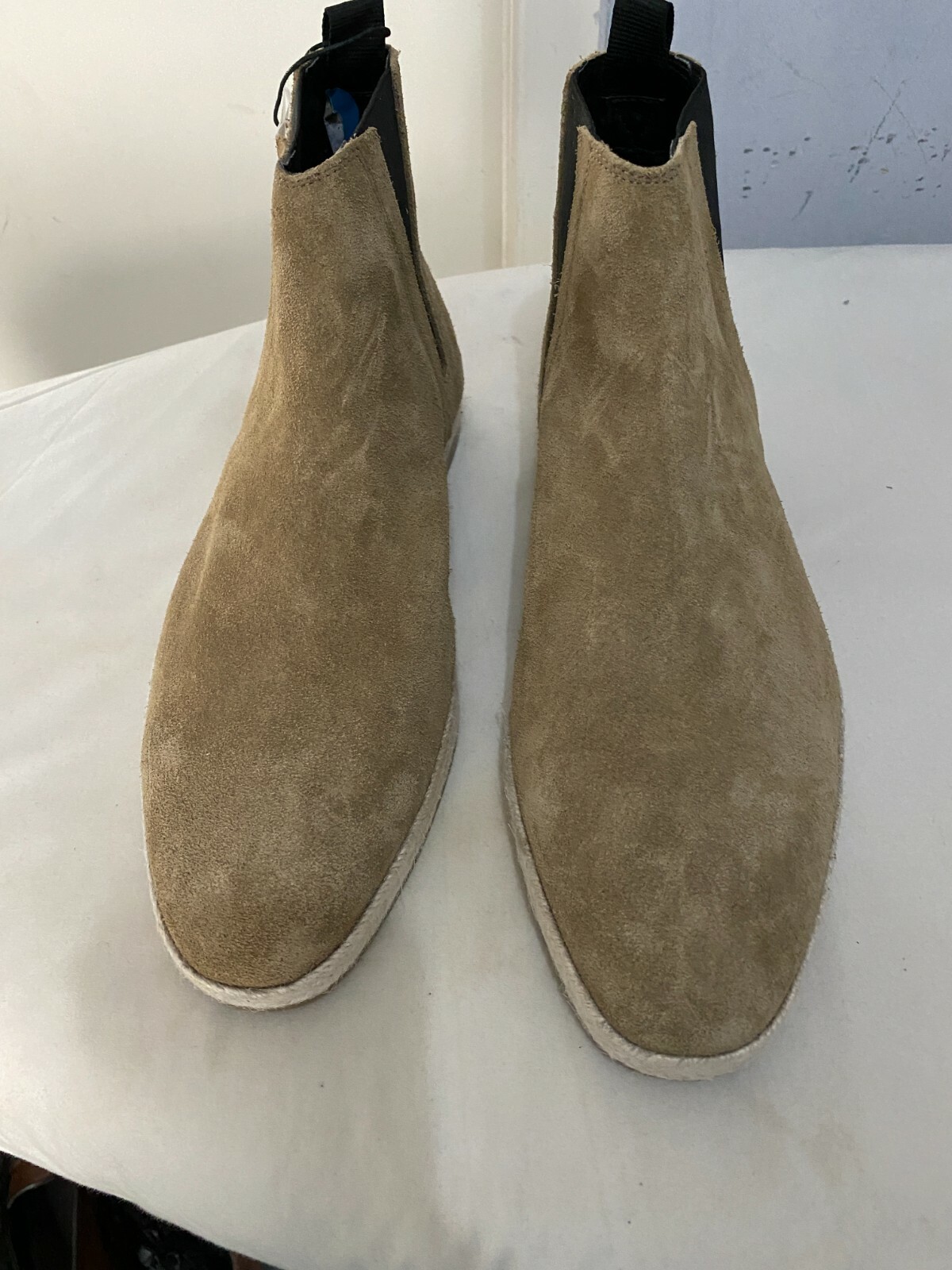 beige chelsea boots zara