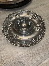 Arthur Court 14” Round Chip and Dip Grape Vines Serving Tray Veggie Platter 2001