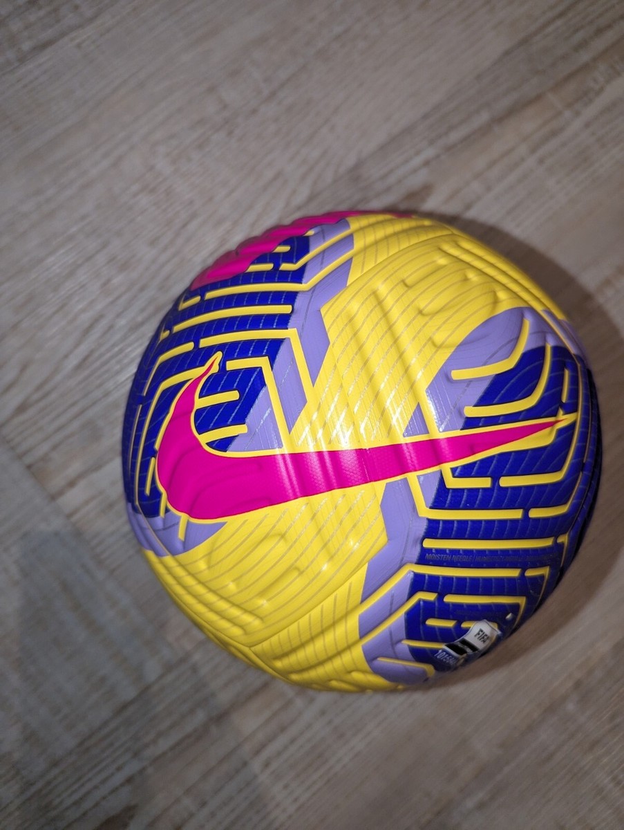 【FIFA Quality Pro】ナイキフライト24/25 サイズ5 FIFA Quality Pro】ナイキフライト24/25 サイズ5 Nike Football