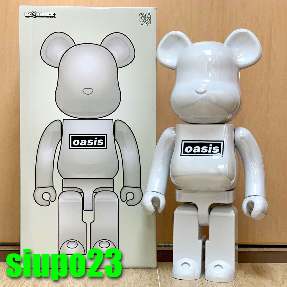 BE@RBRICK OASIS WHITE CHROME 1000%