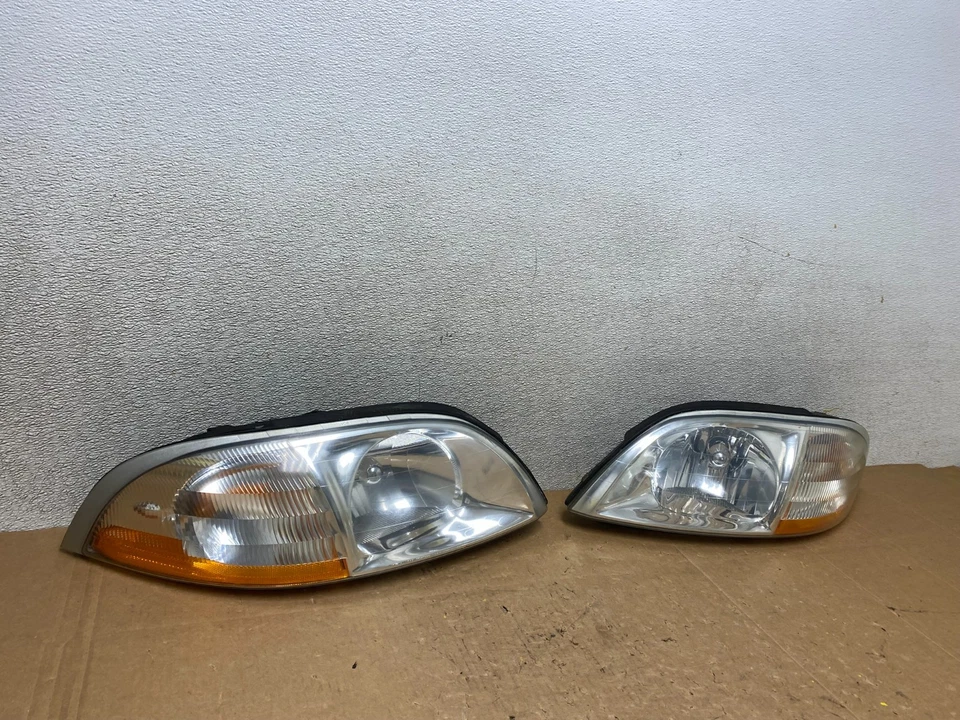 Faros halógenos izquierdo+derecho Ford Windstar 1999 a 2003 OEM V4989 DW Foto 3 de 4