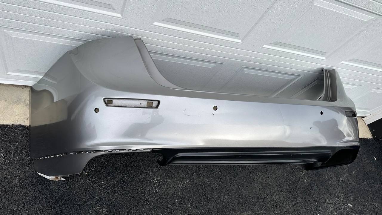 ‼️ NO SHIPPING ‼️ 2014–2019 Maserati Ghibli S Q4 M157 Rear Bumper Cover Gray