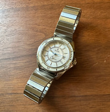 Reloj de cuarzo Bulova Precisionist 96M123 Winter Park esfera plateada barrido liso 36 m