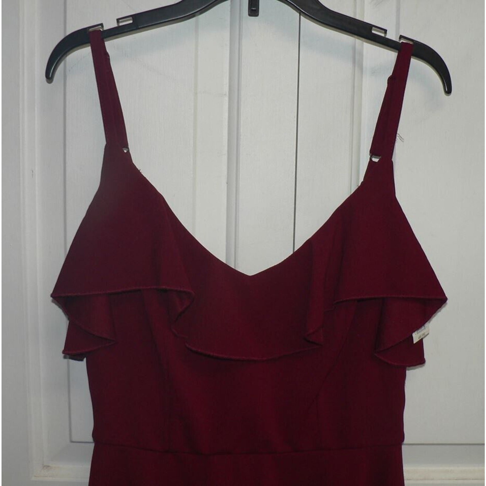 Mini abito donna skater senza maniche scollo a volant Fila A in granato prezzo al dettaglio consigliato $28