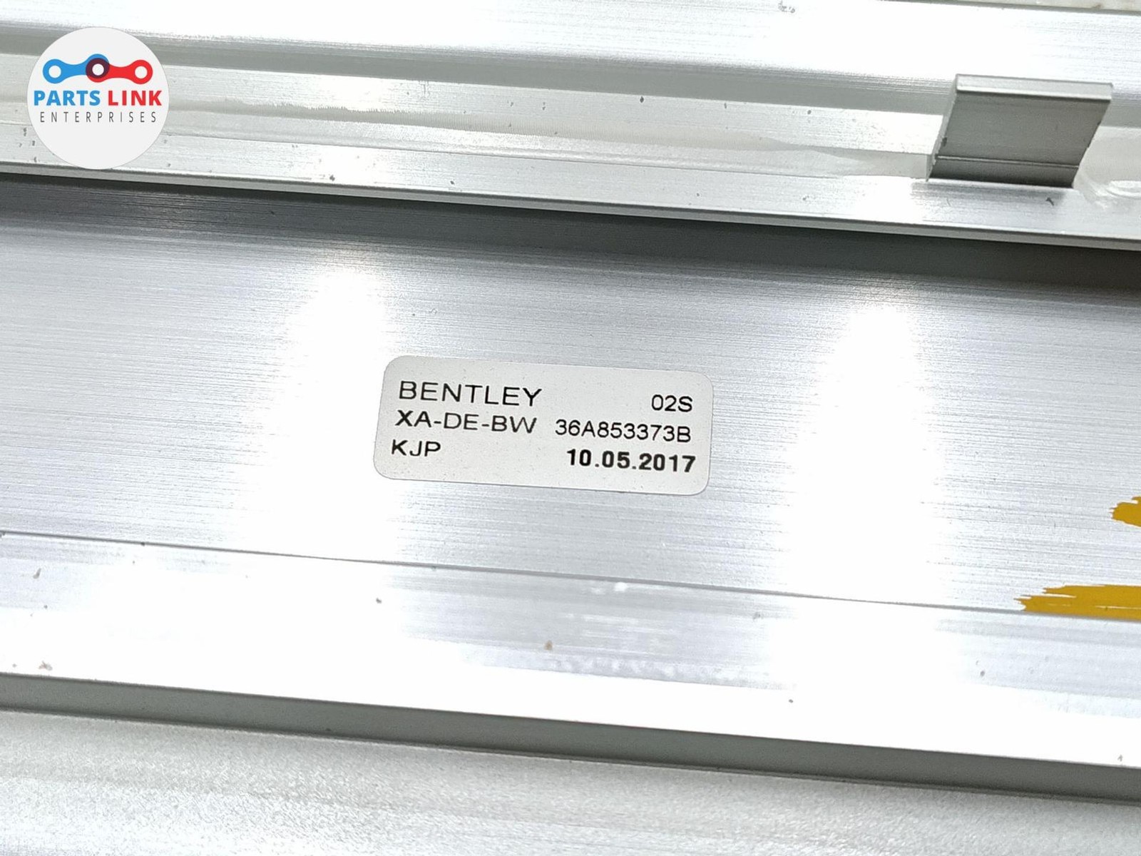 Bentley Bentayga Speed 2017-2020 Front Left Sill cover