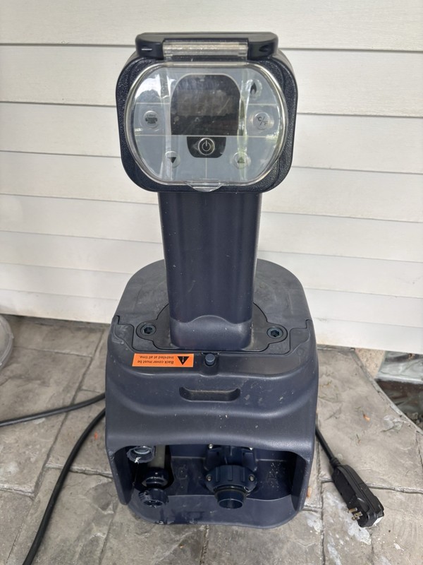 Intex Hot Tub Pump And Heater. Read Description
