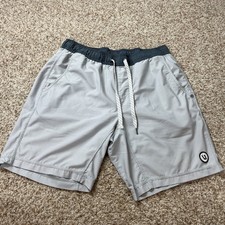 Vuori Kore Short Lined 7" Inseam  Gray White Striped  Large