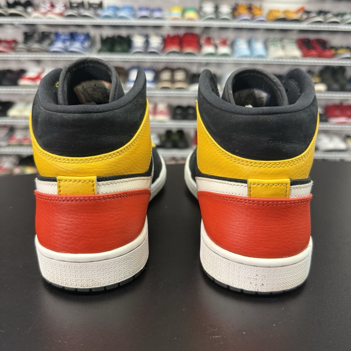 Nike Air Jordan 1 Mid Black Amarillo Orange 852542-087 Mens Size