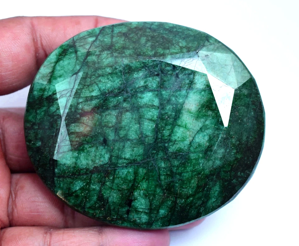Natural Huge Green Emerald Zambian 801.5 CT Certified Oval Cut Loose Gemstone - Image 2 of 4