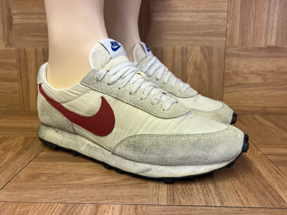 RARE🔥 Sz 10 Nike Daybreak SP White University Red Men's Shoes