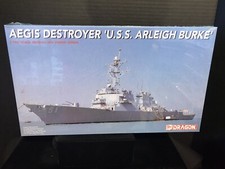 DRAGON 7029 AEGIS DESTROYER USS ARLEIGH BURKE MODEL KIT-NIB-1:700 SCALE