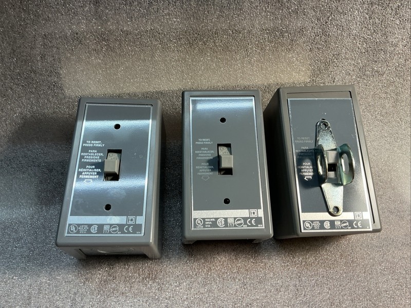 Square D 2510FG. FHP Manual Starter Switch NEMA 1  Lot of 3