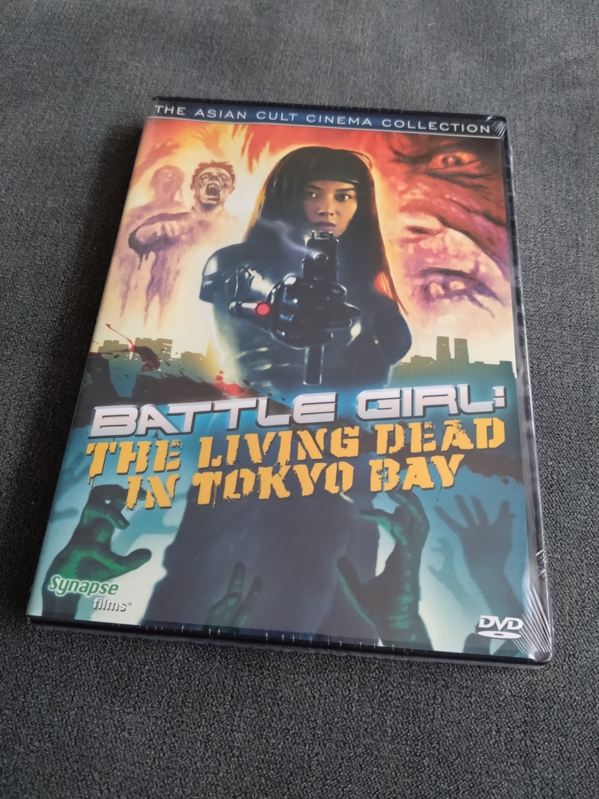 BATTLE GIRL : THE LIVING DEAD IN TOKYO BAY - Synapse DVD - REGION ALL