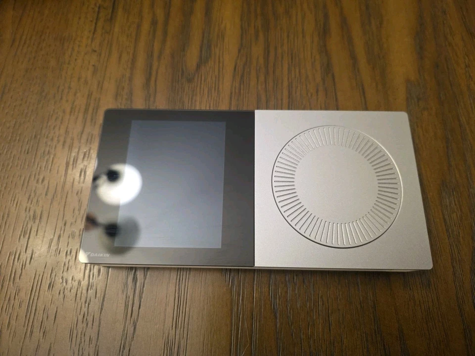 Daikin One+ D9000 Smart Thermostat DTST-CWBSA-NI-A WIFI Factory Reset - Image 2 of 4