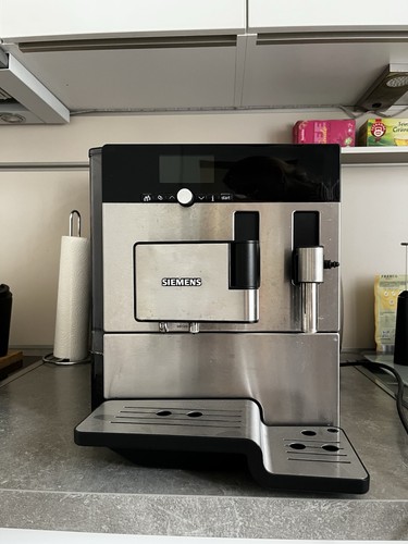 Siemens EQ.8 300 Kaffeevollautomat
