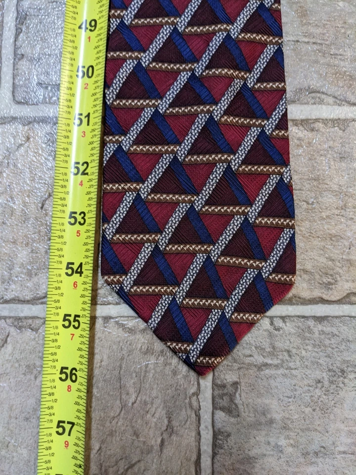 Louis Feraud 男式丝绸红色几何领带,100% 真丝,56 — 第 4/4 张图片