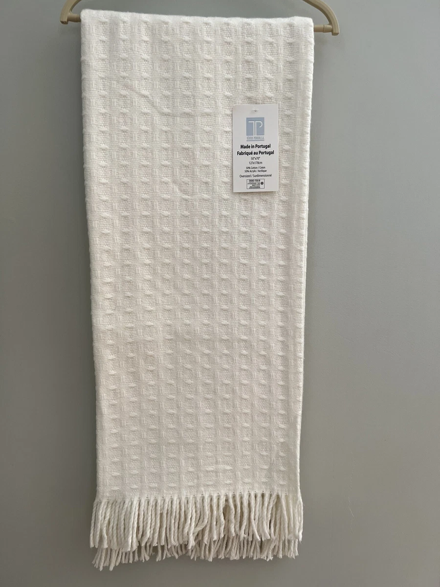 Texteis Penedo Oversized Cream Knit Throw Blanket Made in Portugal 50x70