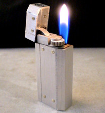 BRIQUET Ancien * CARTIER MUST Santos RARE Dame * LIGHTER FEUERZEUG ACCENDINO