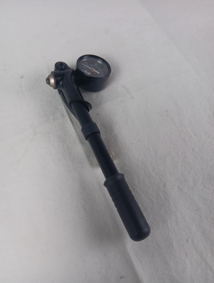 PROGRESSIVE SUSPENSION FOR HARLEY GP3 GAUGE MOUNTED PUMP 60pd GP-0-60 - Imagem 4 de 4