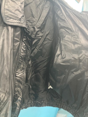 Covington Outerwear Black Leather Zip-Up Jacket With Toggle Closures Mens Large - Picture 6 of 6
