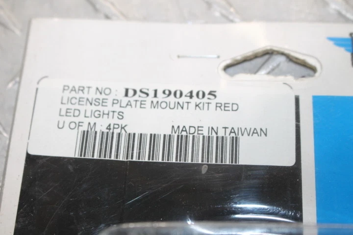 Harley-Davidson Dyna Wide Glide 2015 FXDWG Drag Specialties luces de matrícula Foto 3 de 4