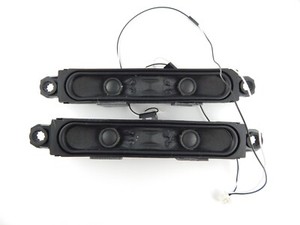 TV Lautsprecher Paar Boxen ZJB107R-2 10W 8 Ohm 15H121 von Grundig 42 VLE 8520 BL