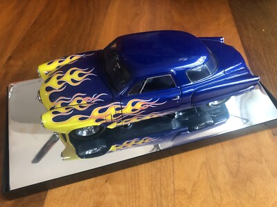 Studebaker Custom Coupe 1:18 blue metallic with yellow flames 50125 Highway61