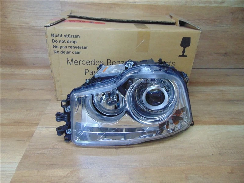 Brand New Right Xenon Headlight Genuine Mercedes 963/964/983  