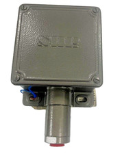 SOR Pressure Switch 6RX-K3-C1A-TTYYA1   0.6-7 bar