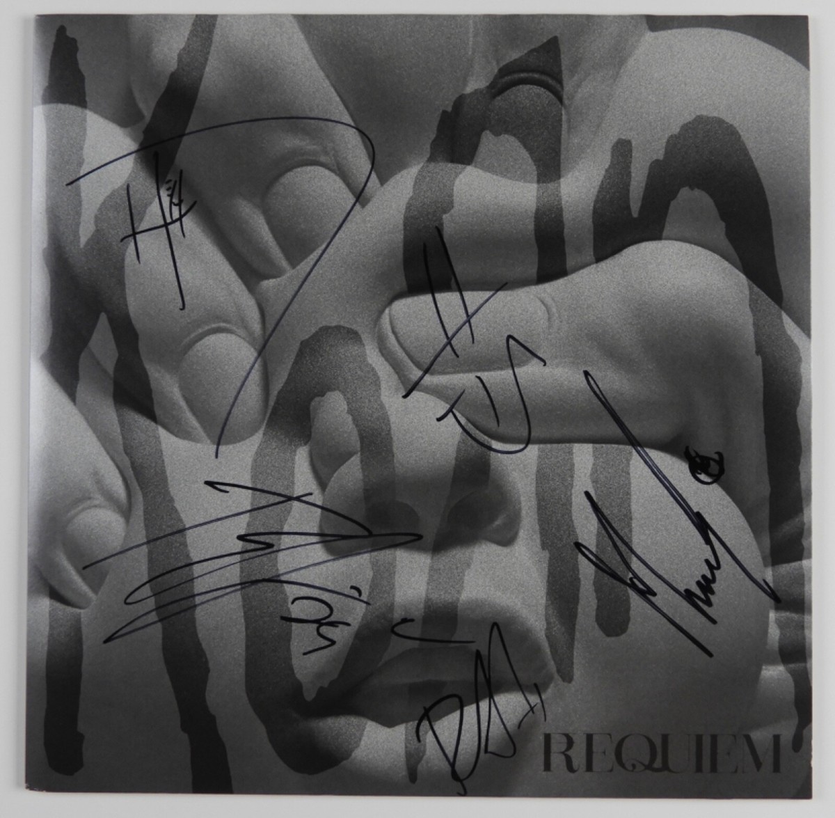 VAYONN アヤン ジアヤン ポラ サイン KORN JSA Fully Signed Autograph Vinyl Record Requiem Jonathan